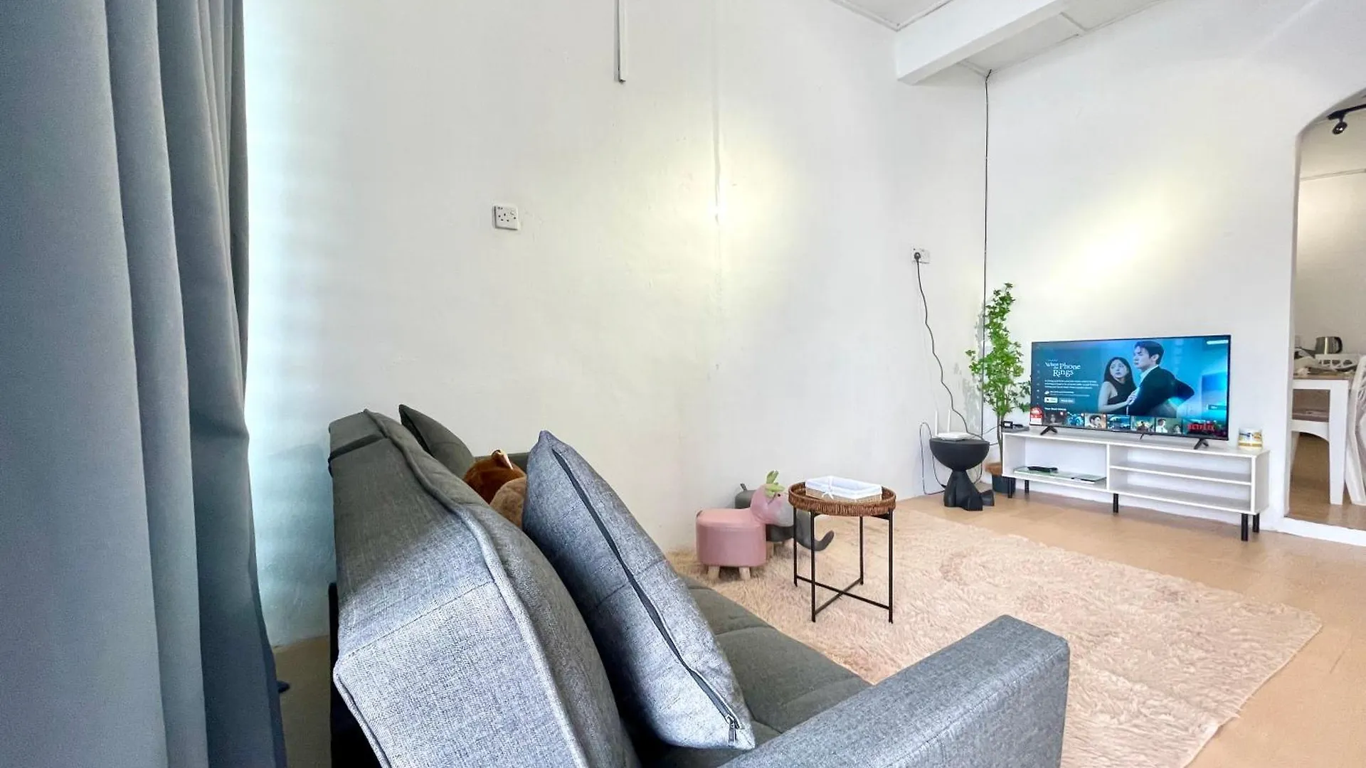 Cozy10Perwira#6Pax#Netflix#Neariconcity&Iconicpoint Simpang Ampat